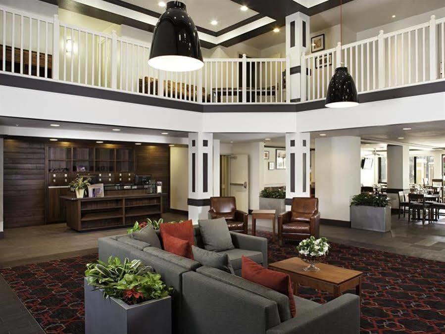Four Points By Sheraton Fort Myers Airport Exterior photo